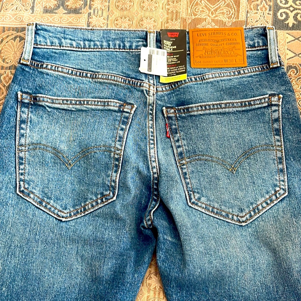 Hot sale 🔥 Levi’s Skinny Tapered Jeans brand new with tags